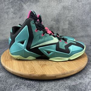 Nike LeBron 11 South Beach Shoes Mens Size 9 Teal Black Basketball 616175-330